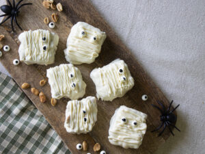 Peanut butter bars Halloween mummies